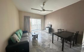 B12-8@Pd Marina Resort
